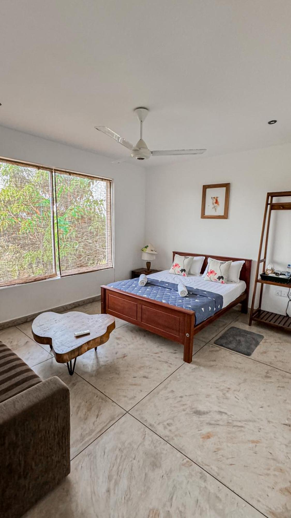 Vietnam House Hotel