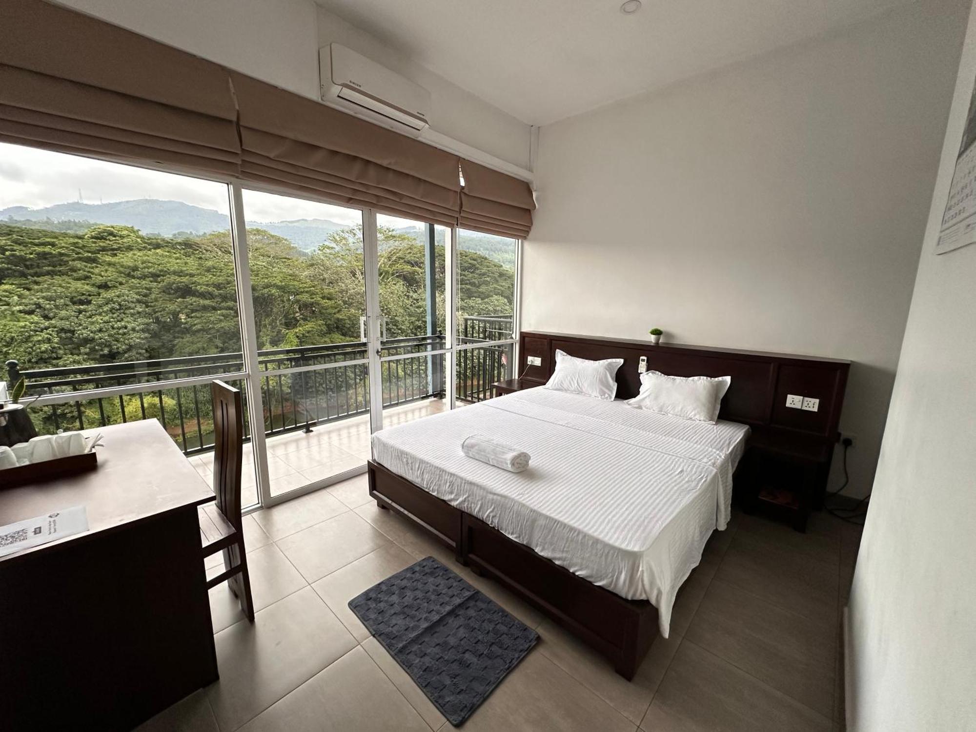 Varsity Guest house *