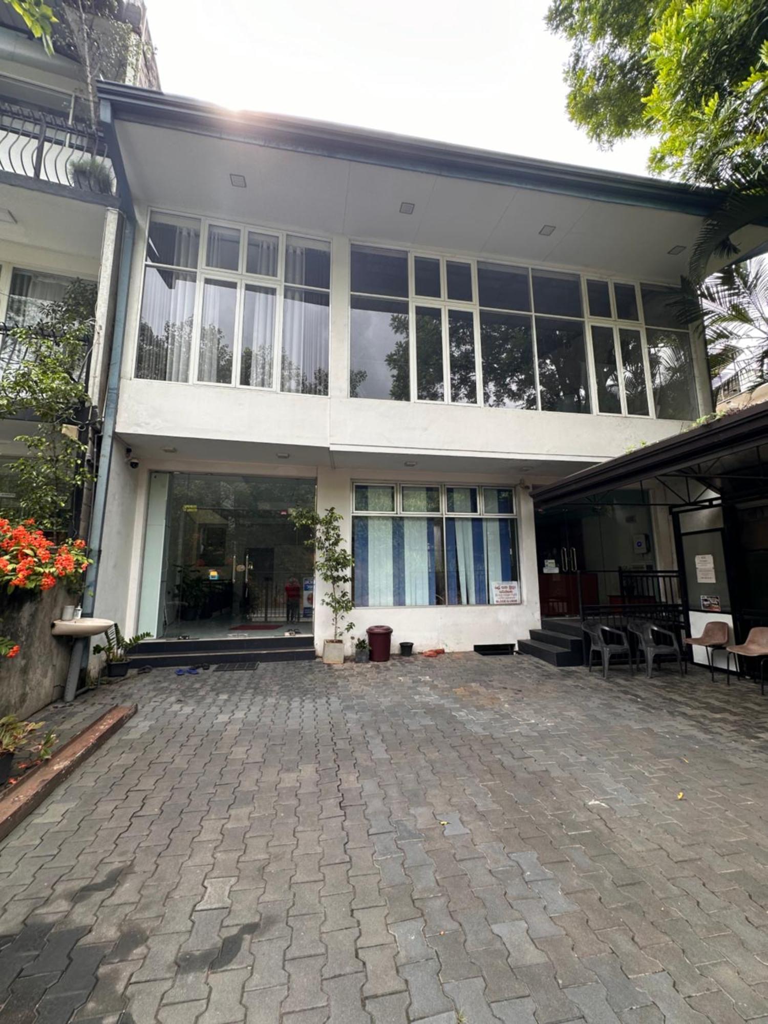 Varsity Guest house *