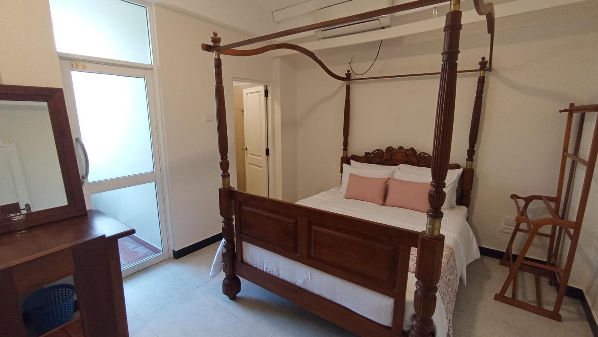 Nest Hotel Kandy