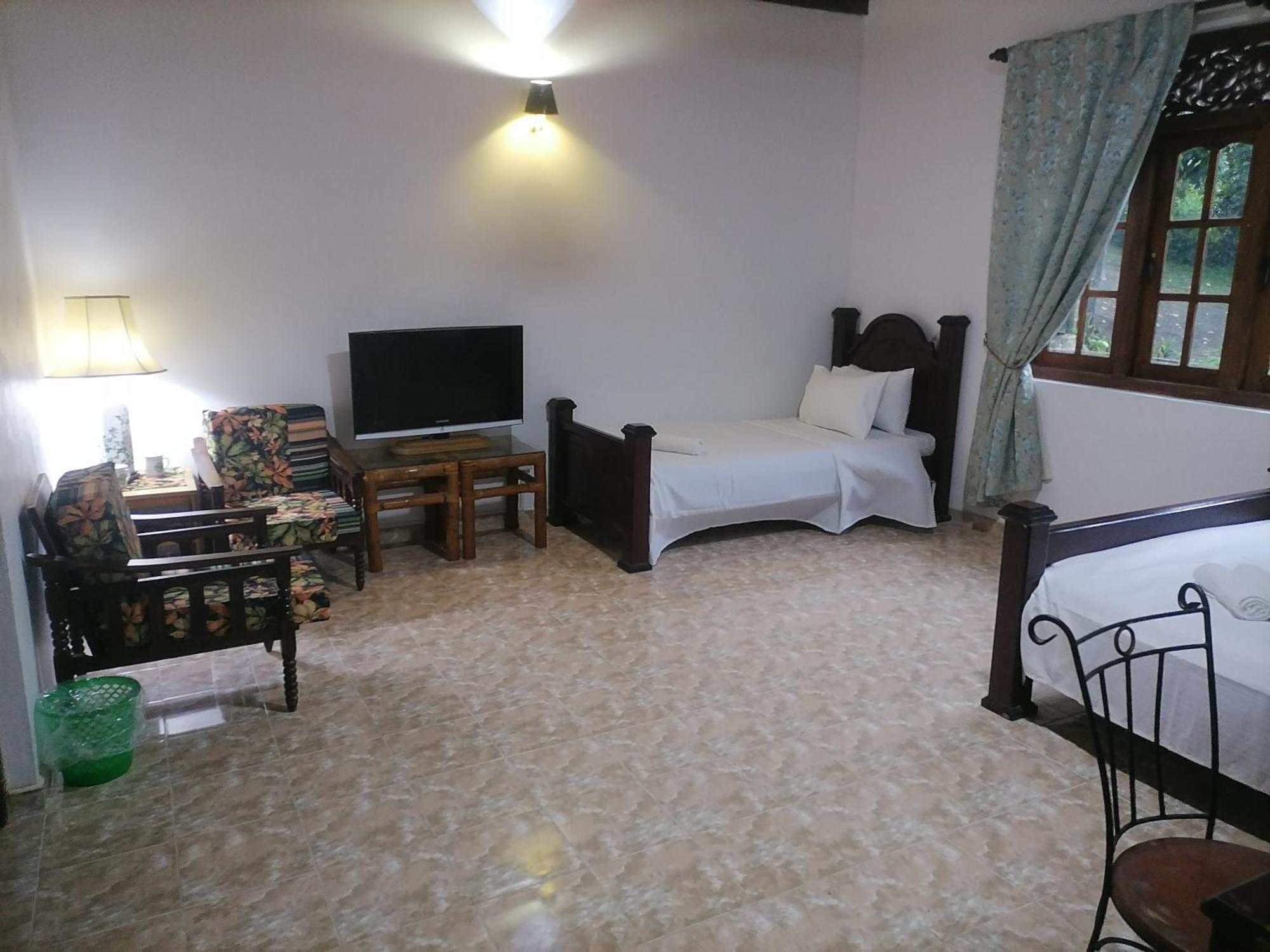 Villa The Kingston Court *