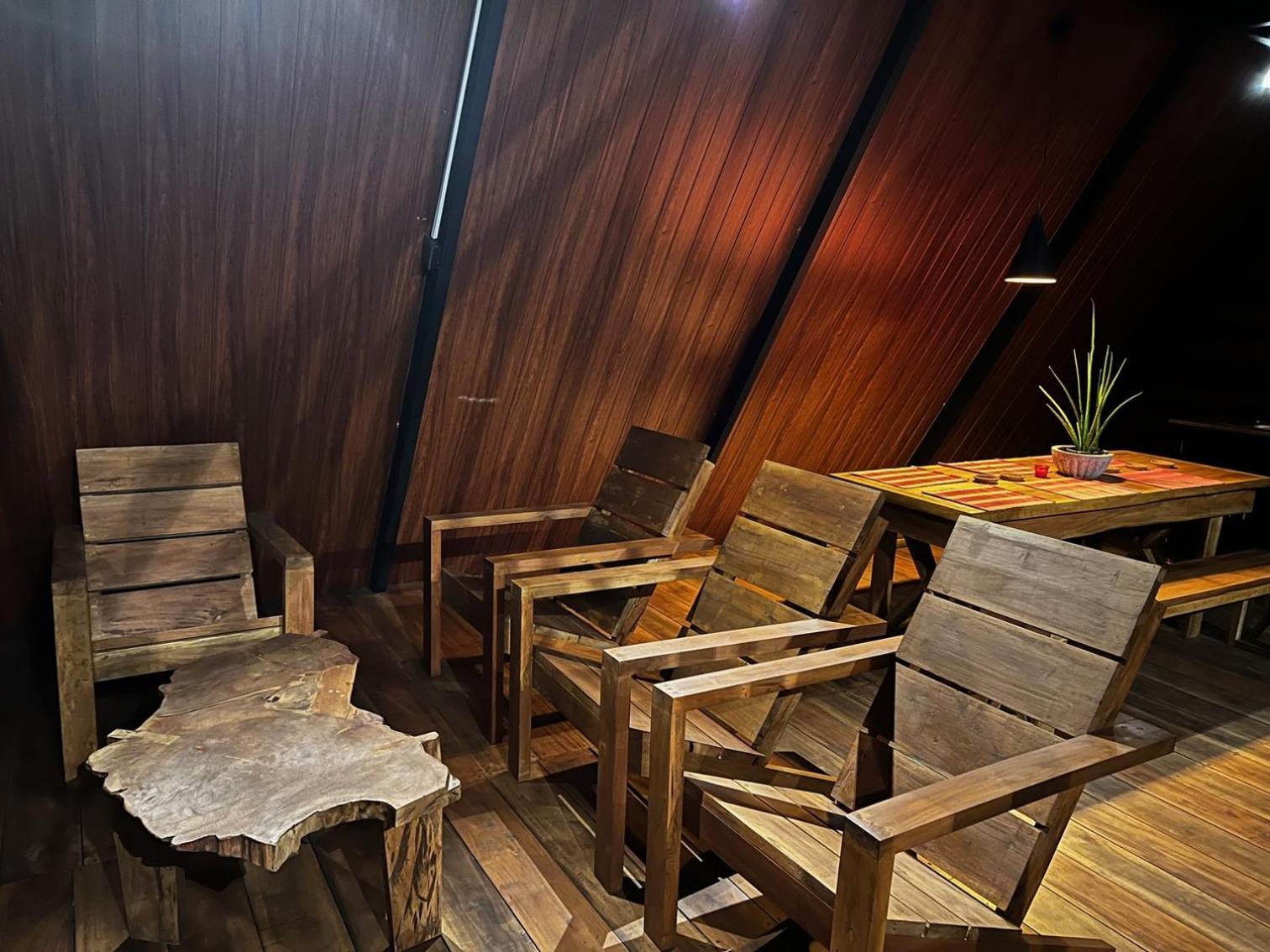 Misty Haven A-frame Chalet Kandy