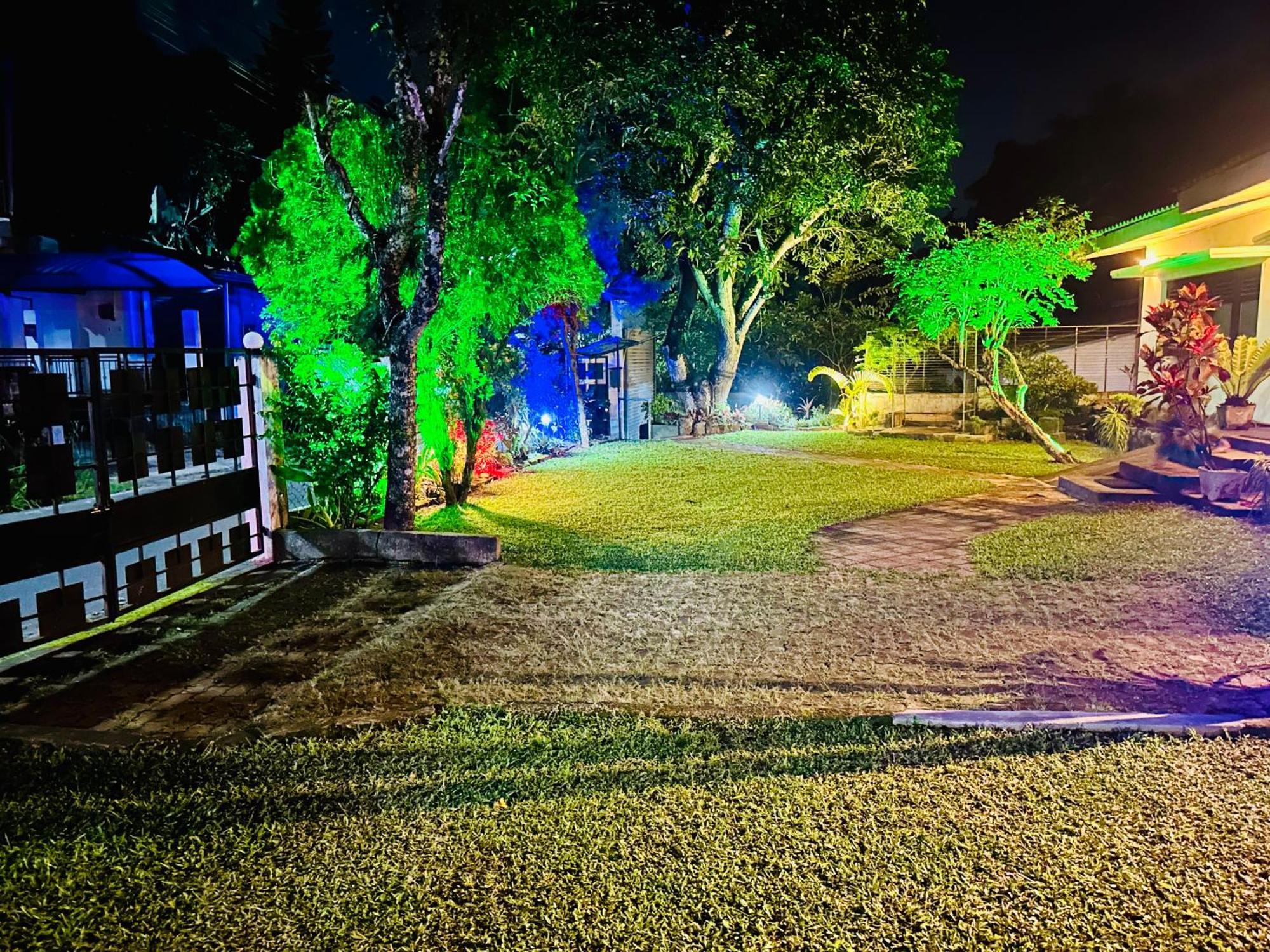 Place 236 * Kandy