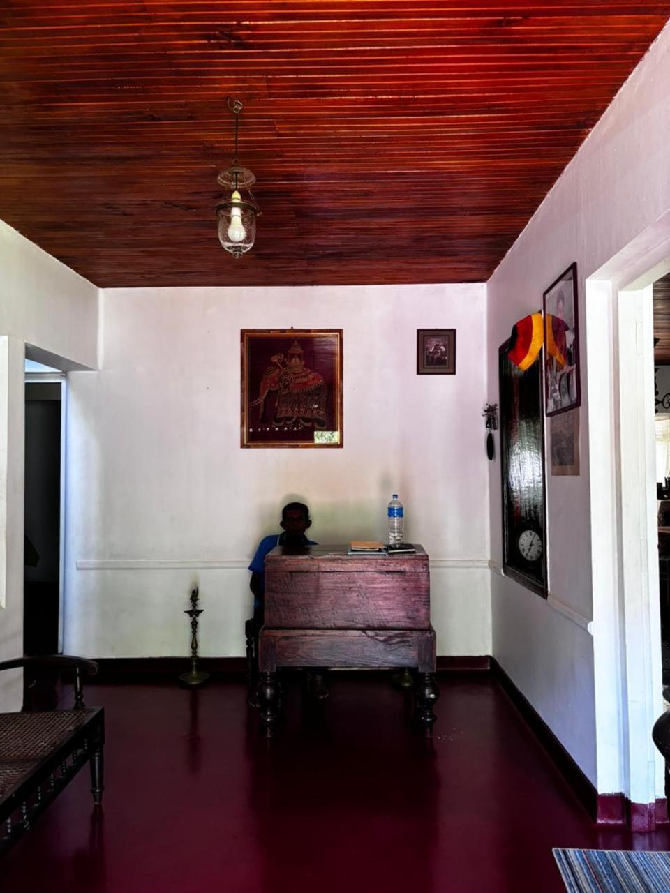 No 06 Veediya Bandara Lane Bahirawakanda * Kandy