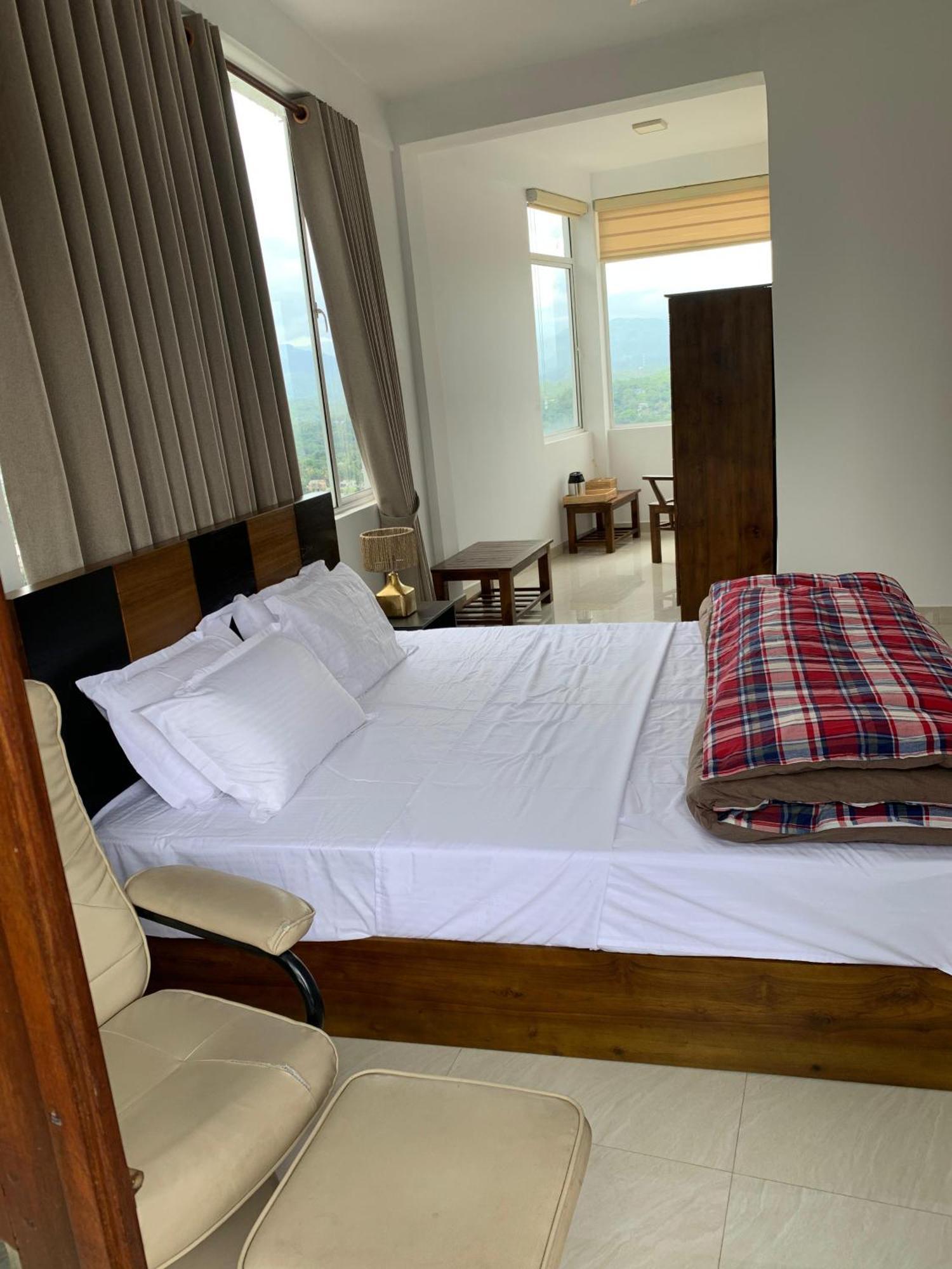 Homestay Galkaduwa360 *