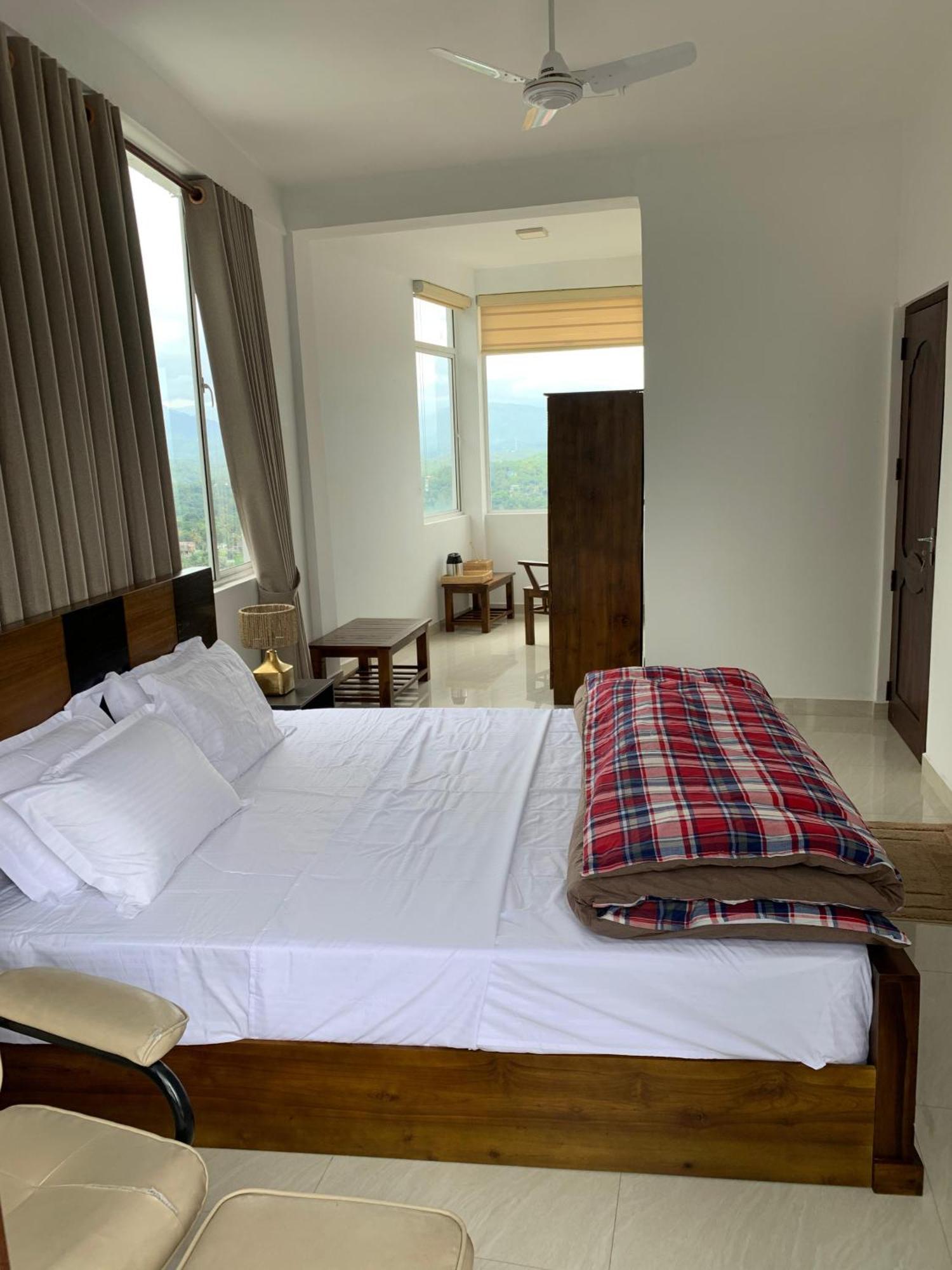Homestay Galkaduwa360 *