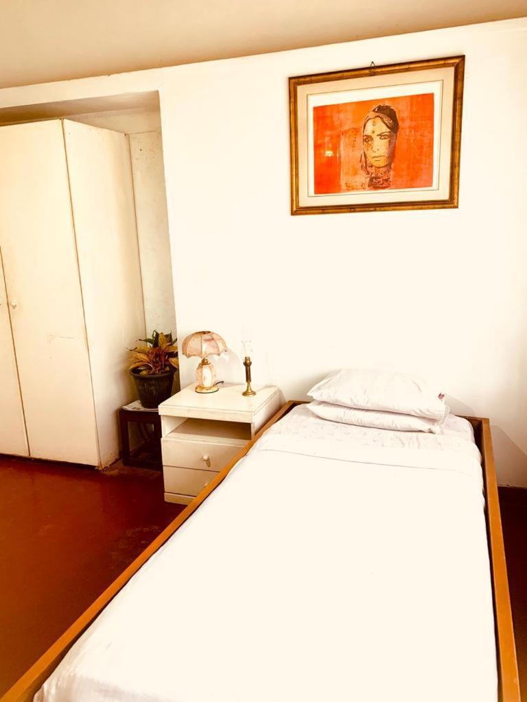 Country house No 06 Veediya Bandara Lane Bahirawakanda *