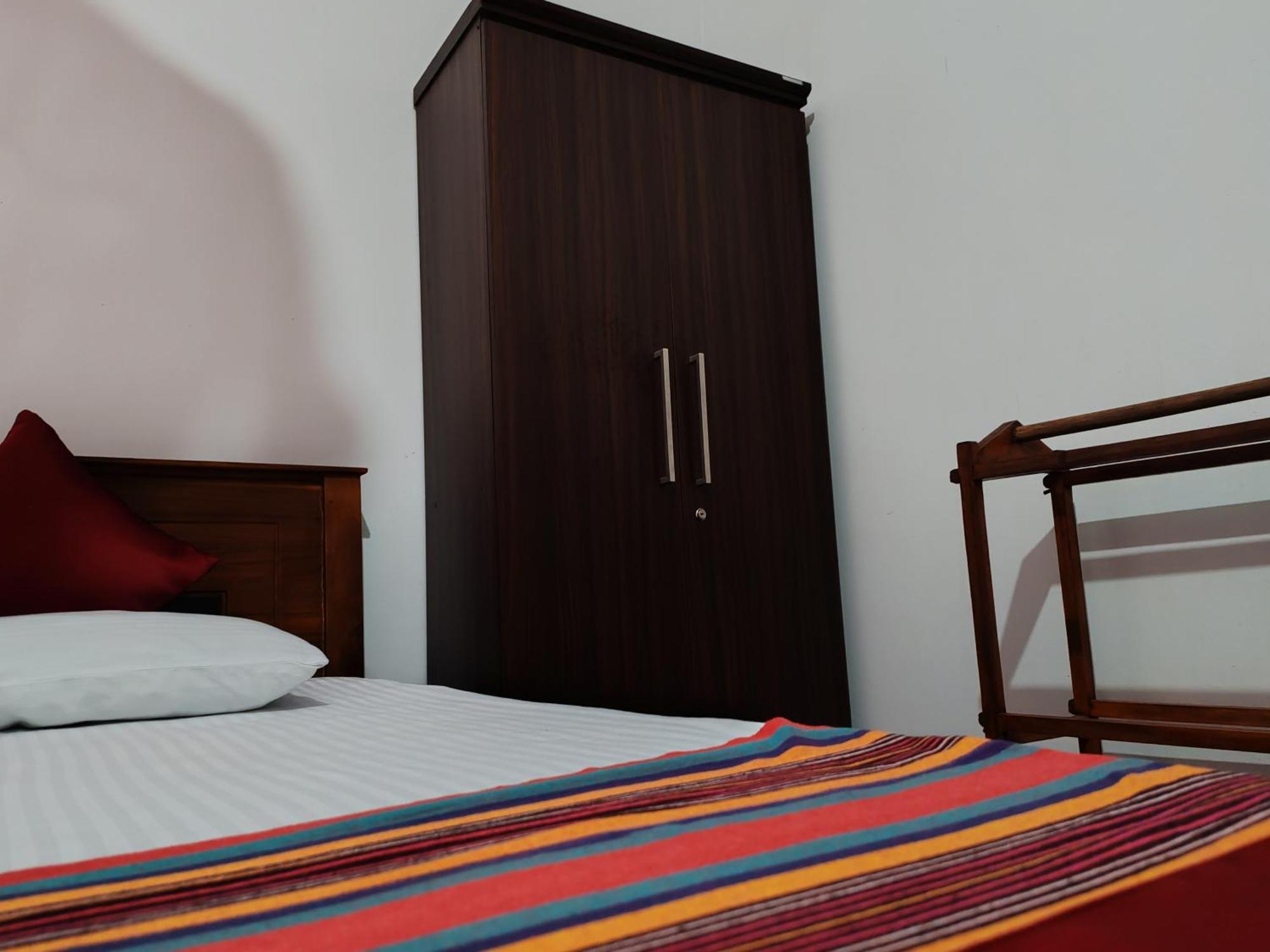 Guest house Lalanga 2*