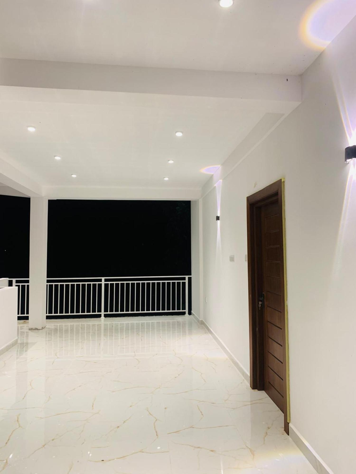 Hotel Citrine *