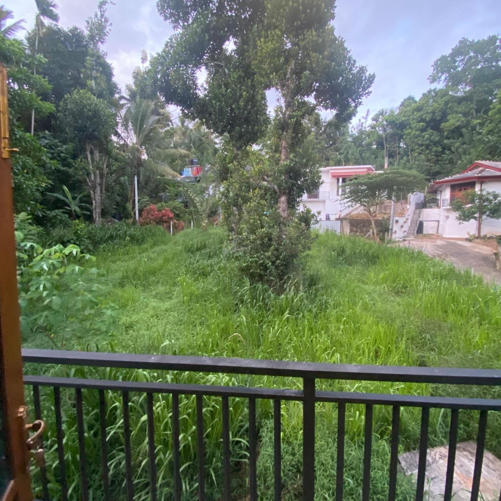 Chaaya Lodge Kandy