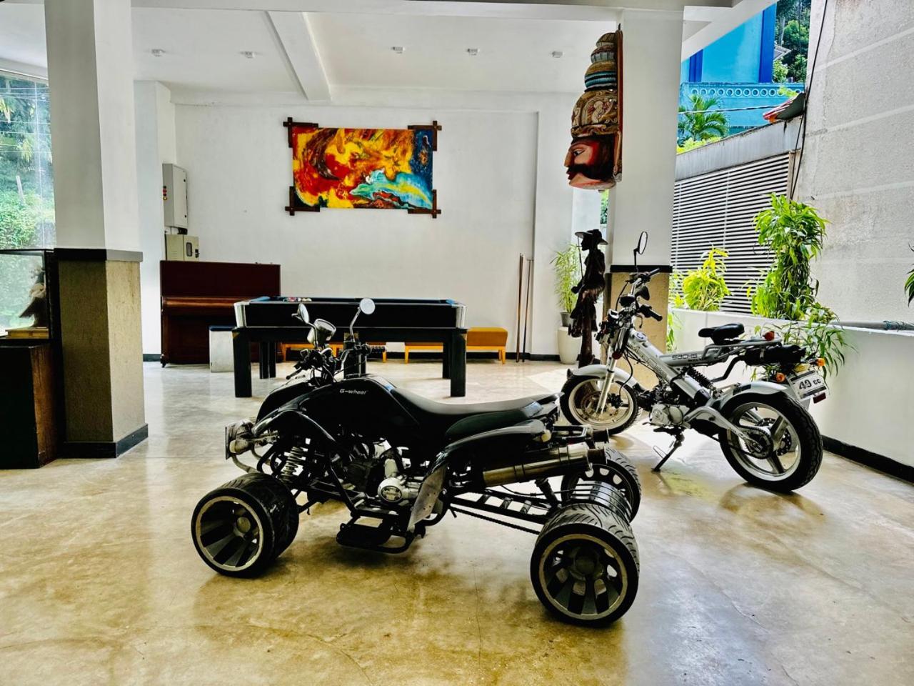 Hotel Rivora Gallery Kandy