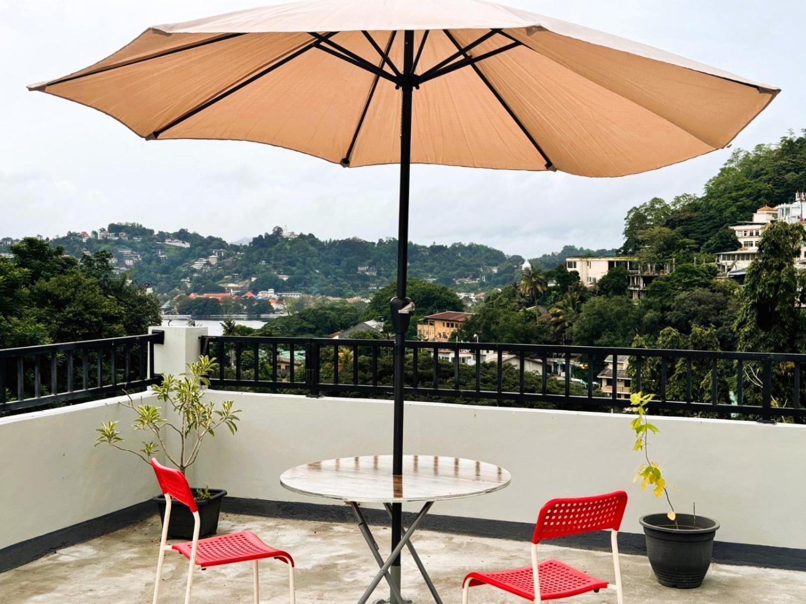 Lodge Misty Hills Lakeview Lounge Kandy