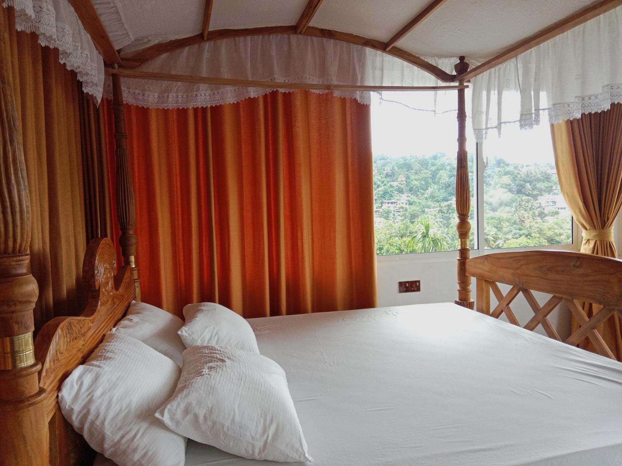 Guest house Lion