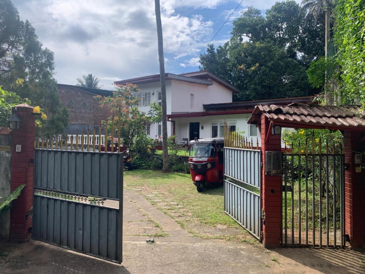 No 06 Veediya Bandara Lane Bahirawakanda Kandy