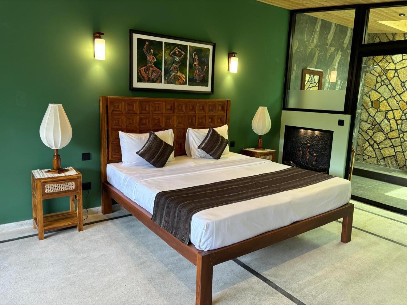 Yasmin Hill Longevity - Galavilla Hotel 4*