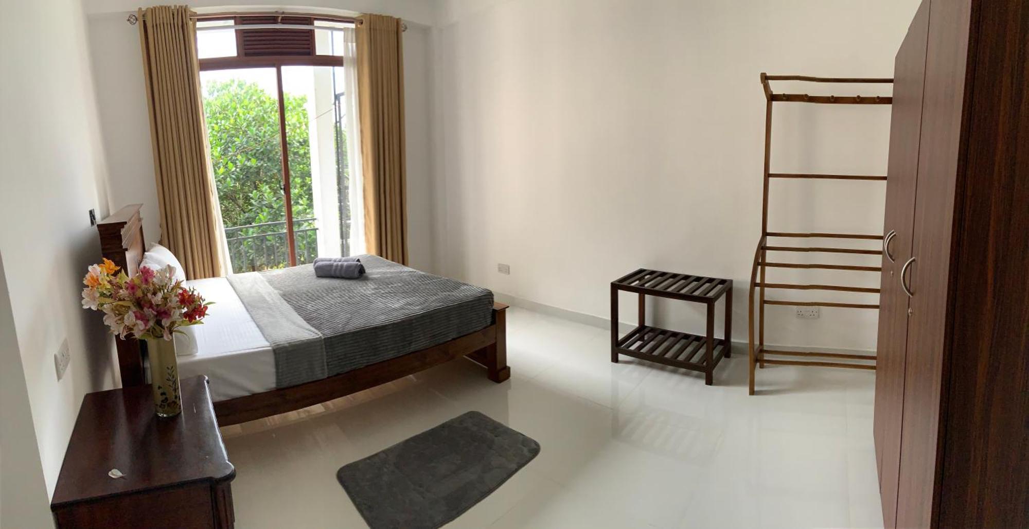 Golden King Bed & Breakfast *