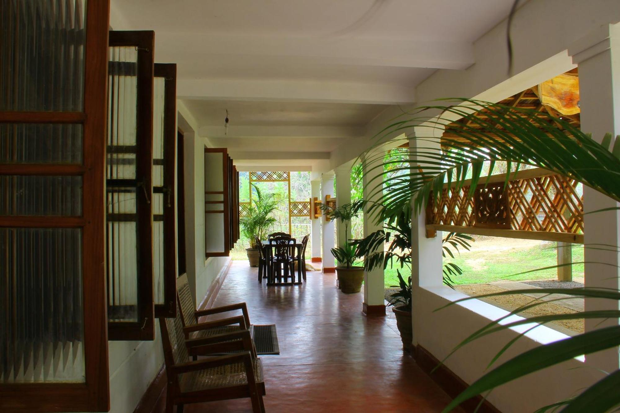Little White House Hotel Kandy