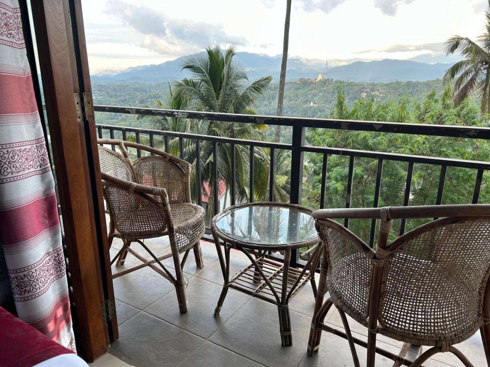 Inn Serenity Hill Oasis