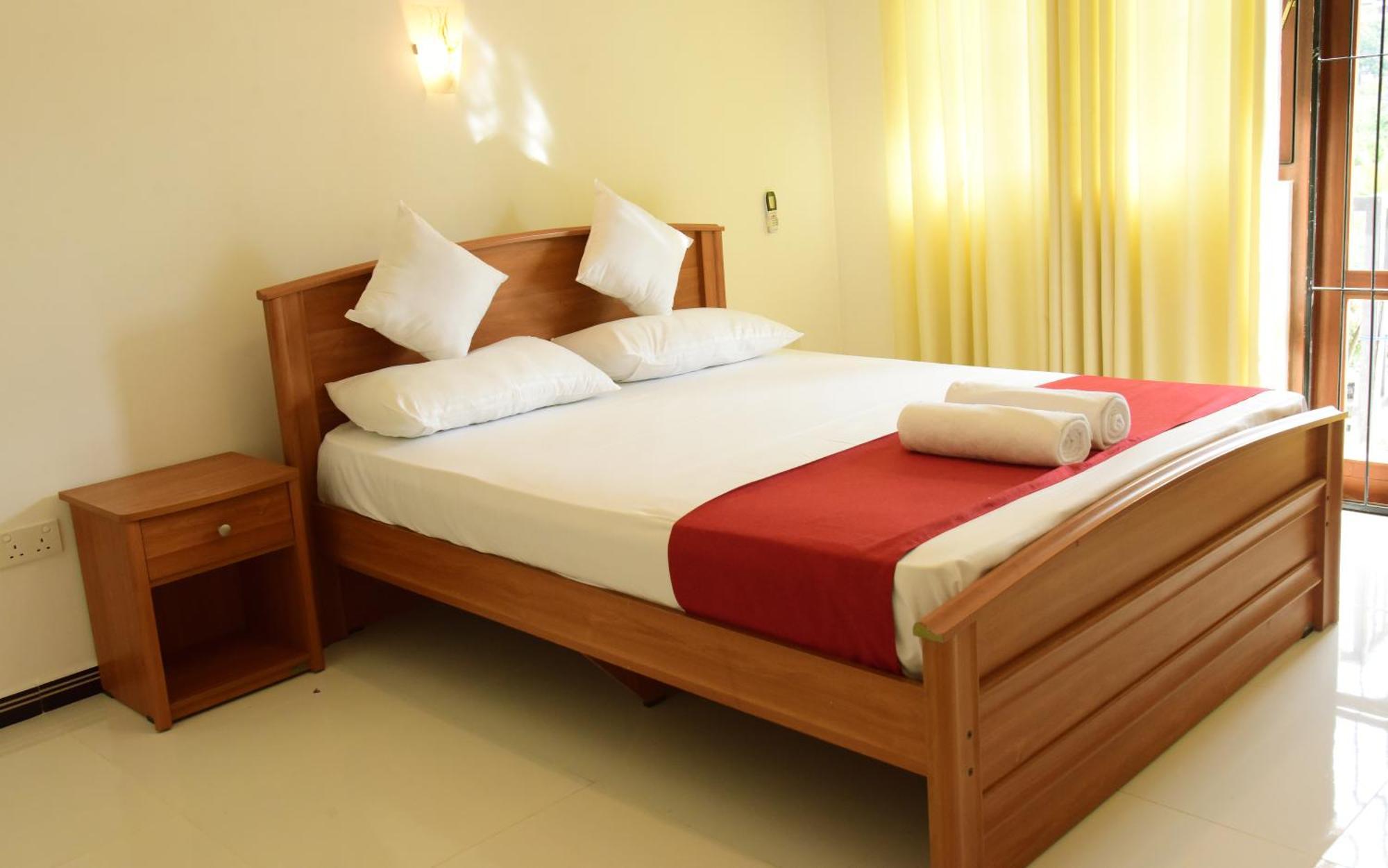 Lakeside Escape Kandy