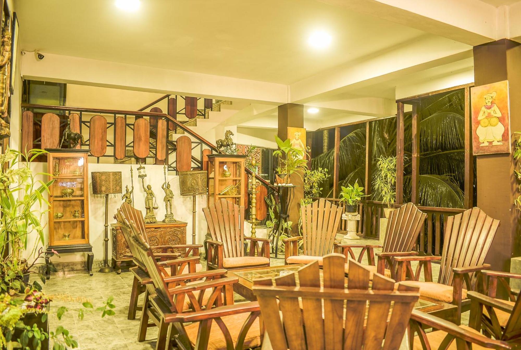 Hotel Sizzlers Hub 3*