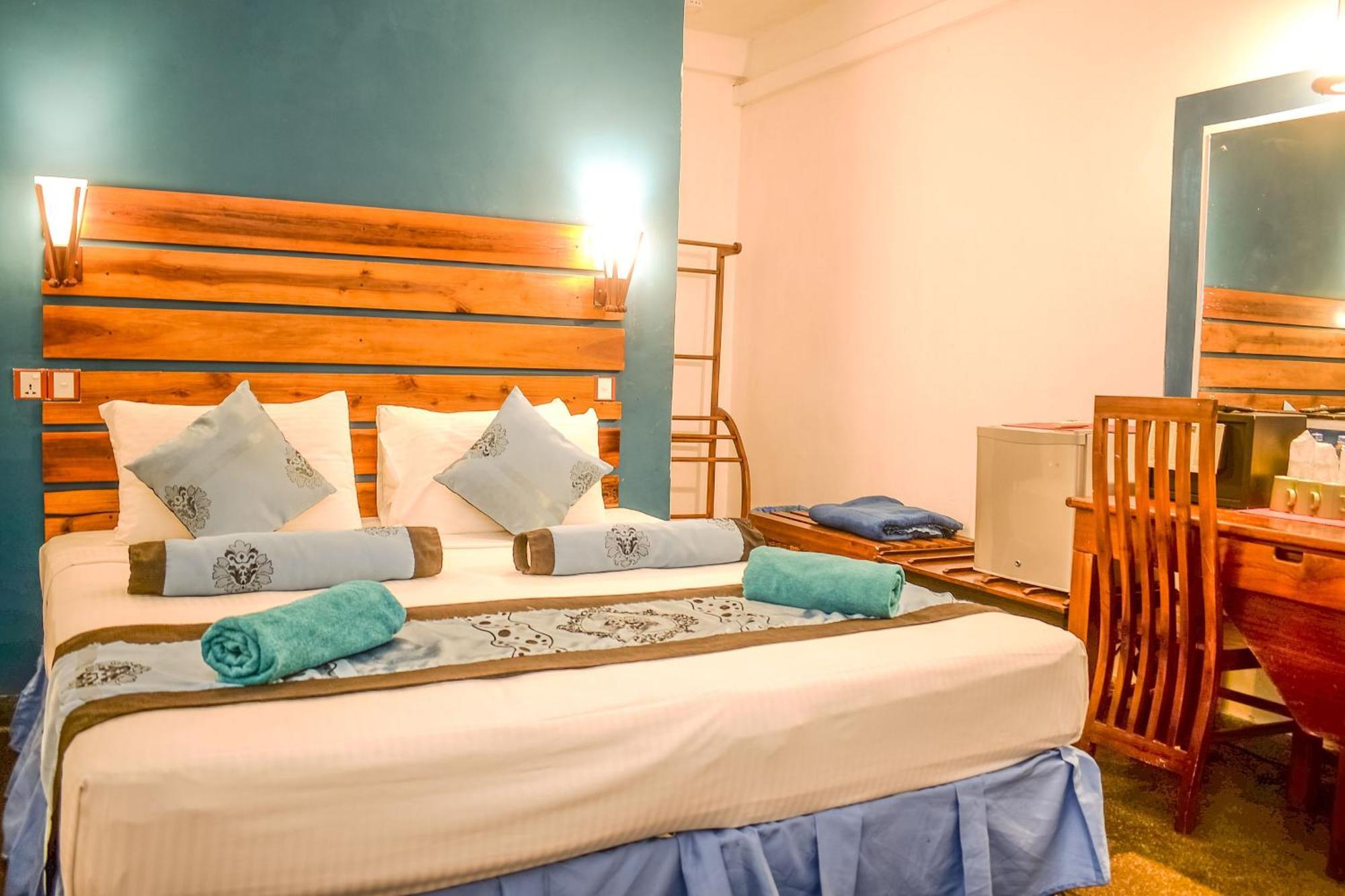 Sizzlers Hub Hotel