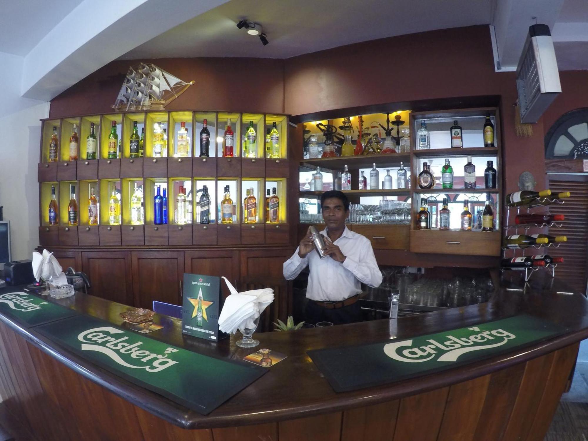 Sizzlers Hub Hotel