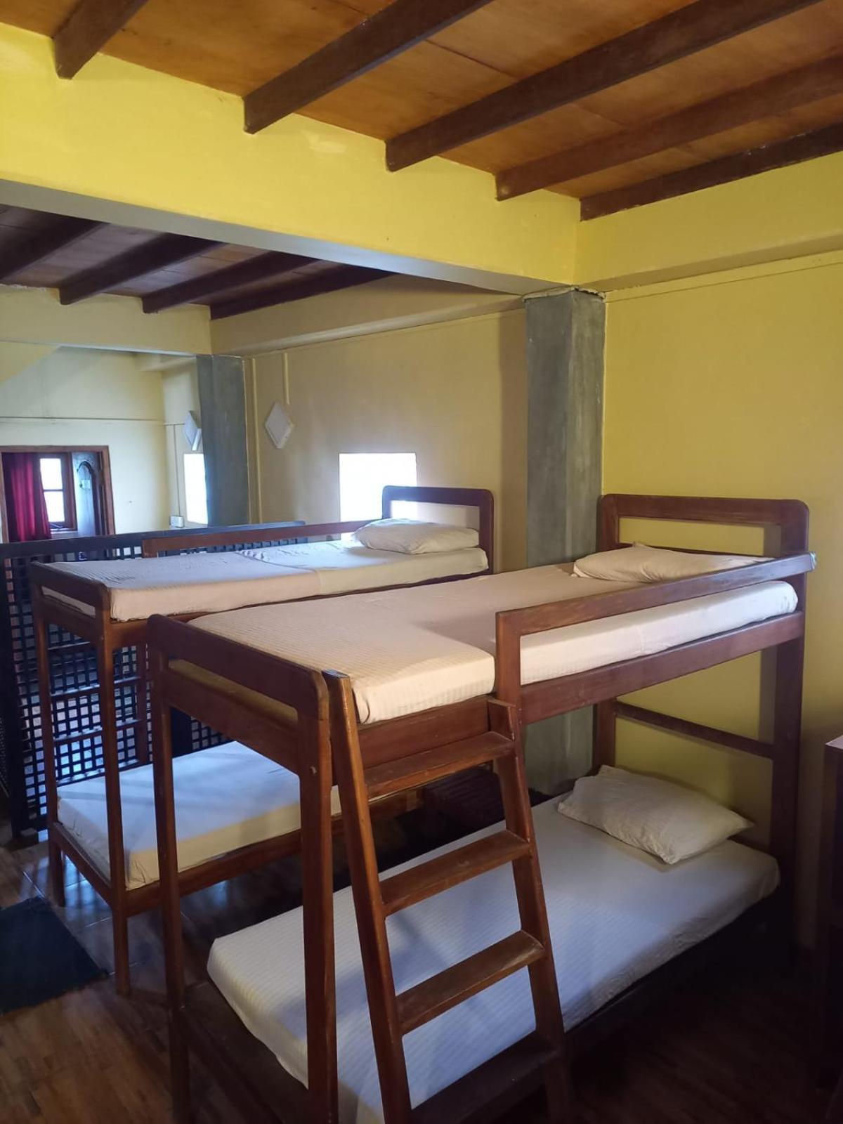 Coco Bunks Hostel Kandy