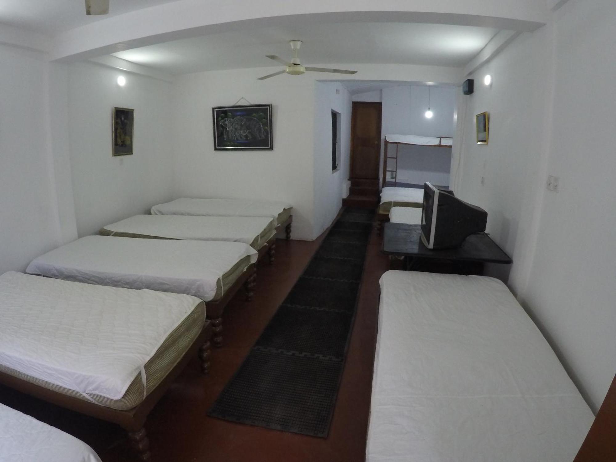 Sizzlers Hub 3* Kandy