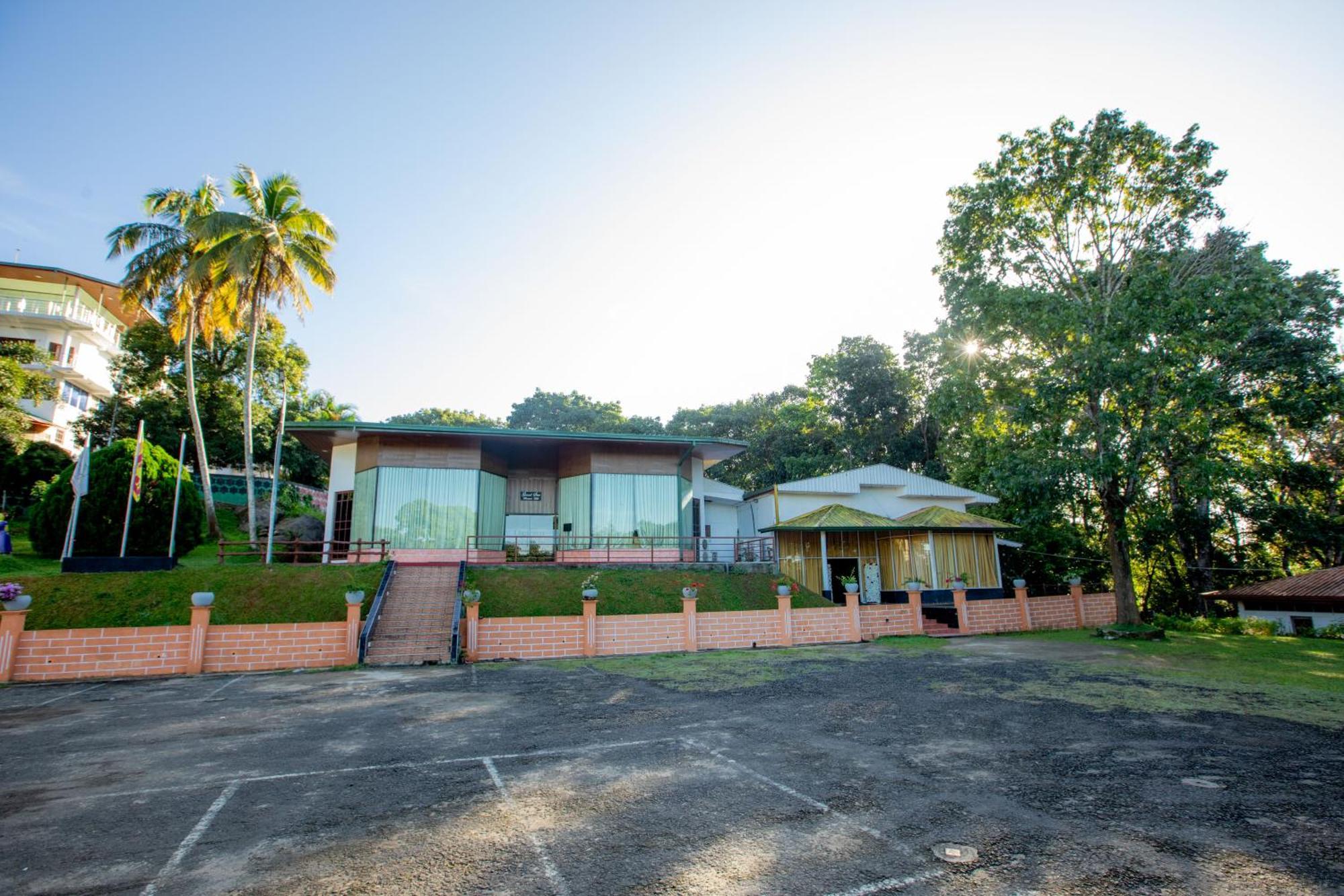 Delma Mount View Hotel Kandy