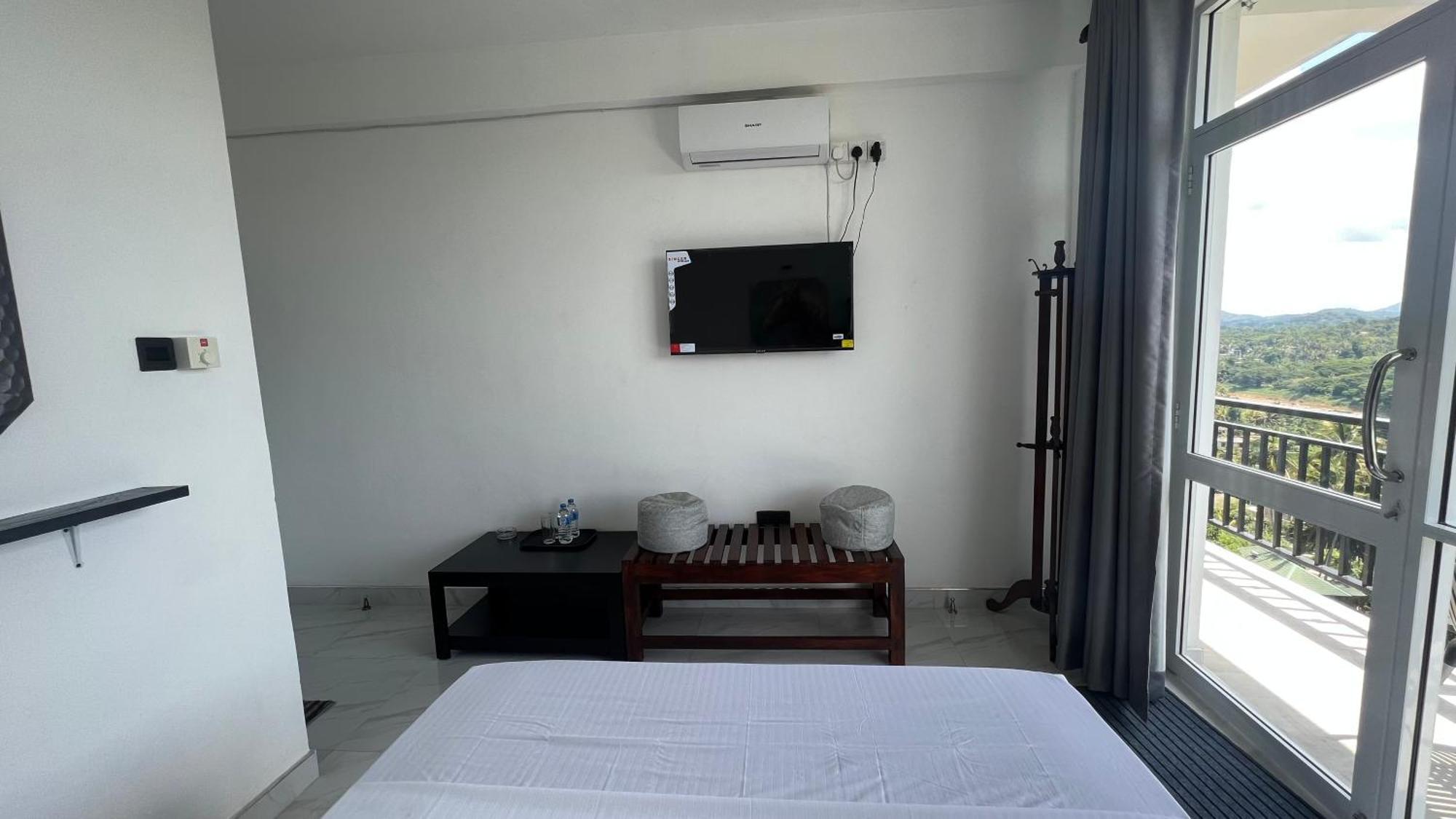 Loft-123
