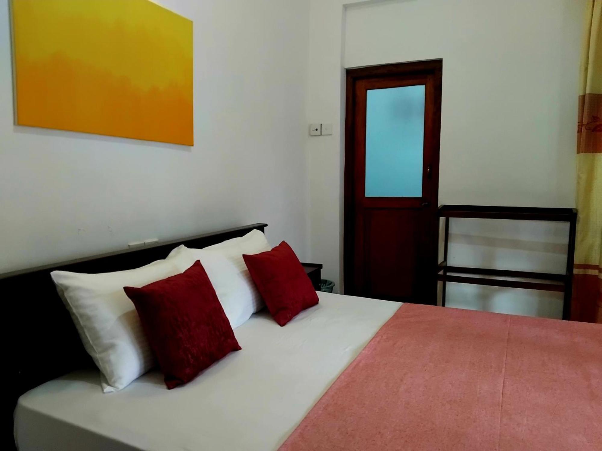 Paradise Hanthana Homestay *