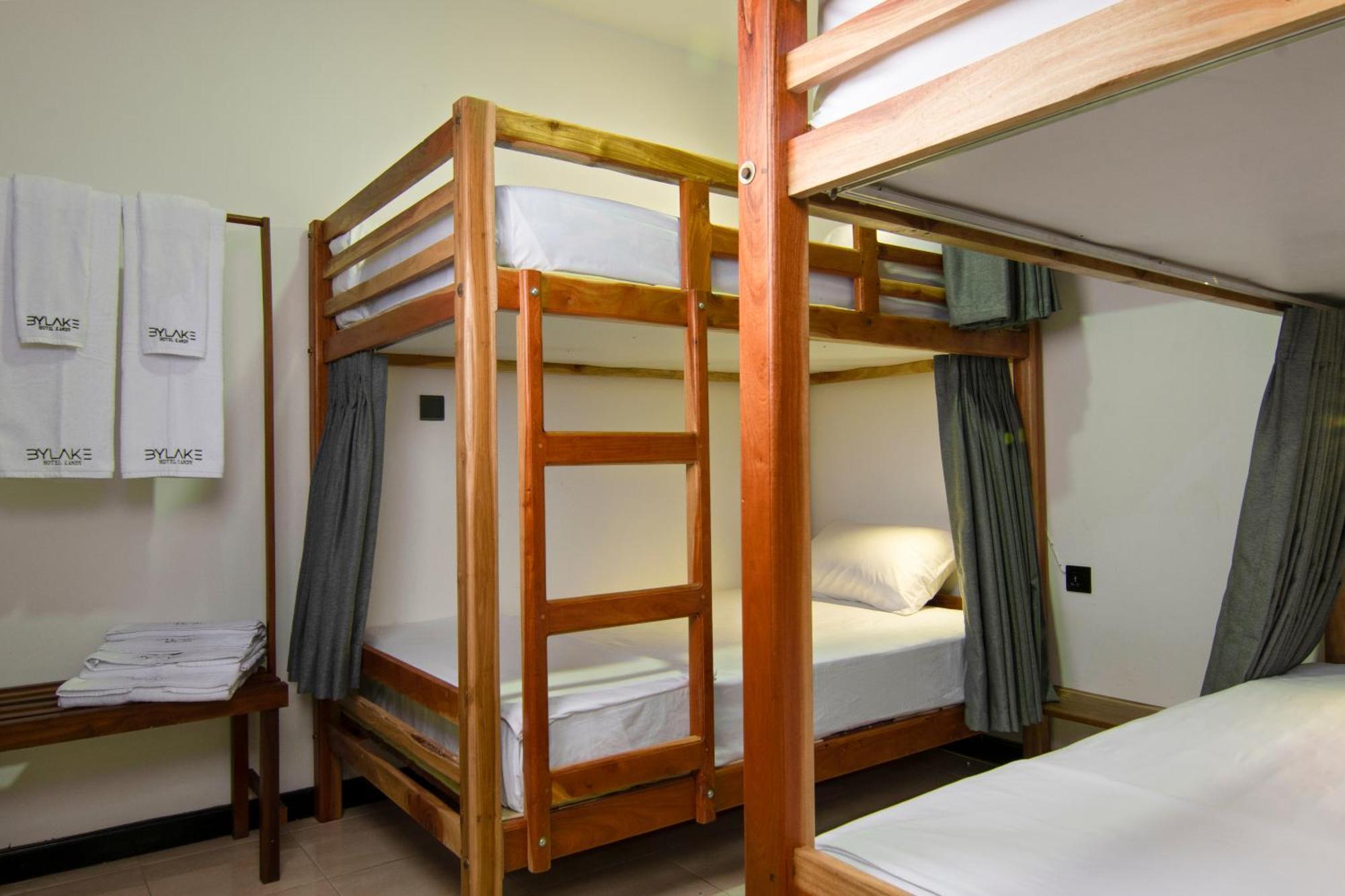 Bylake 3* Kandy