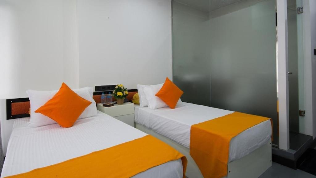 Avora Hotel