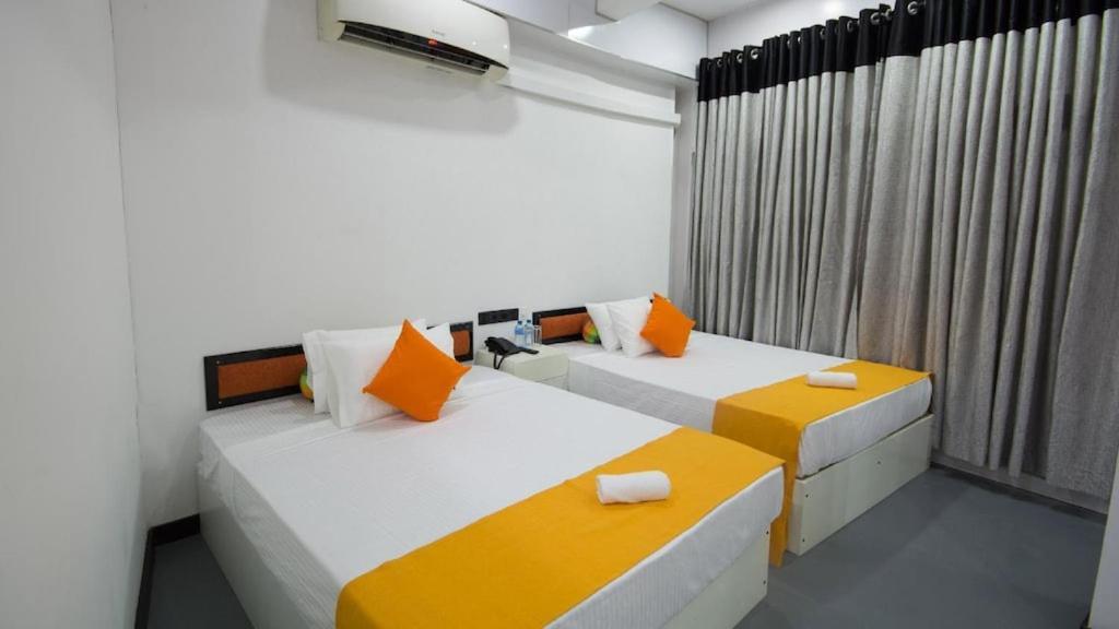 Avora Hotel 4*