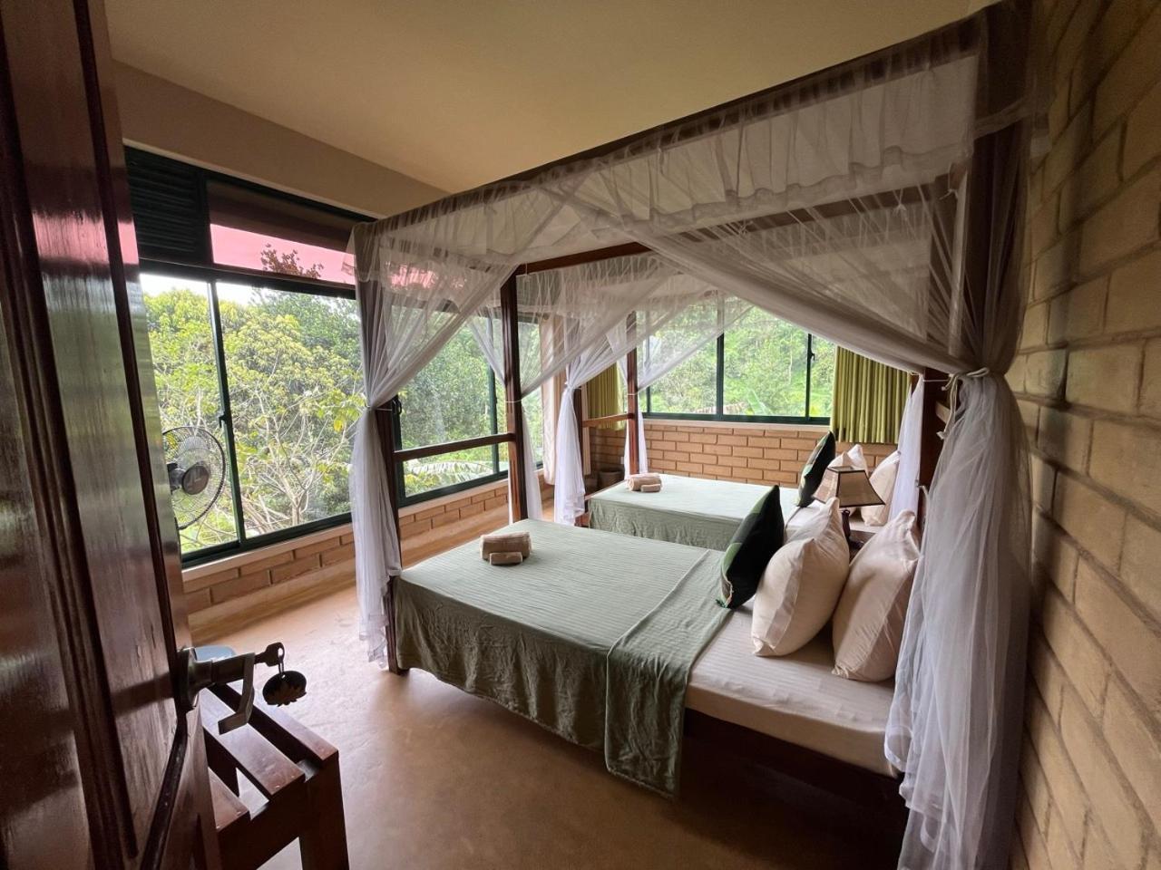 Sanatha Suwaya Lodge Kandy