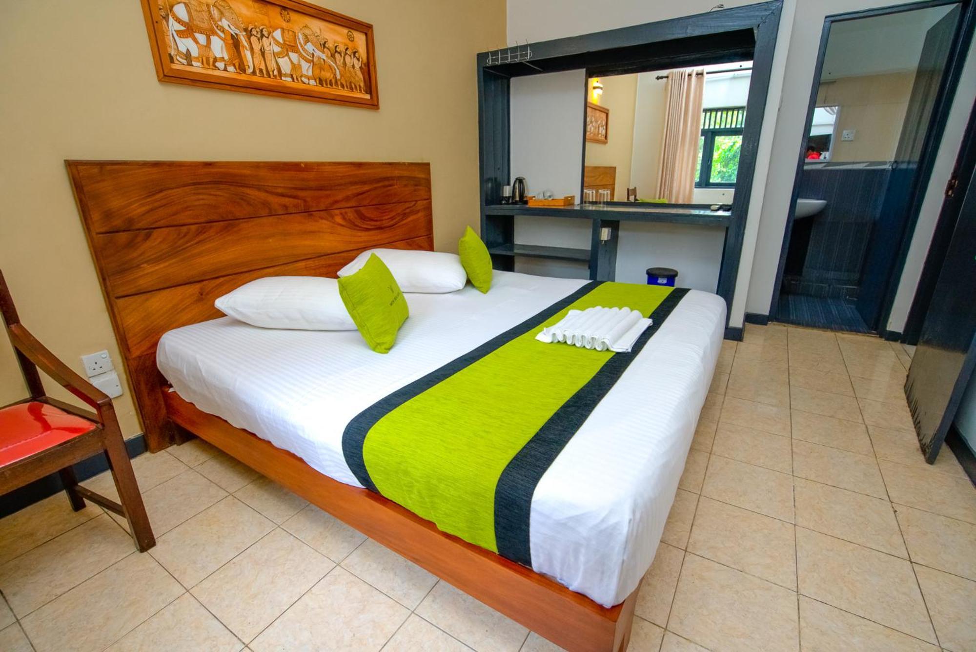 Water Front - Hotel 3*