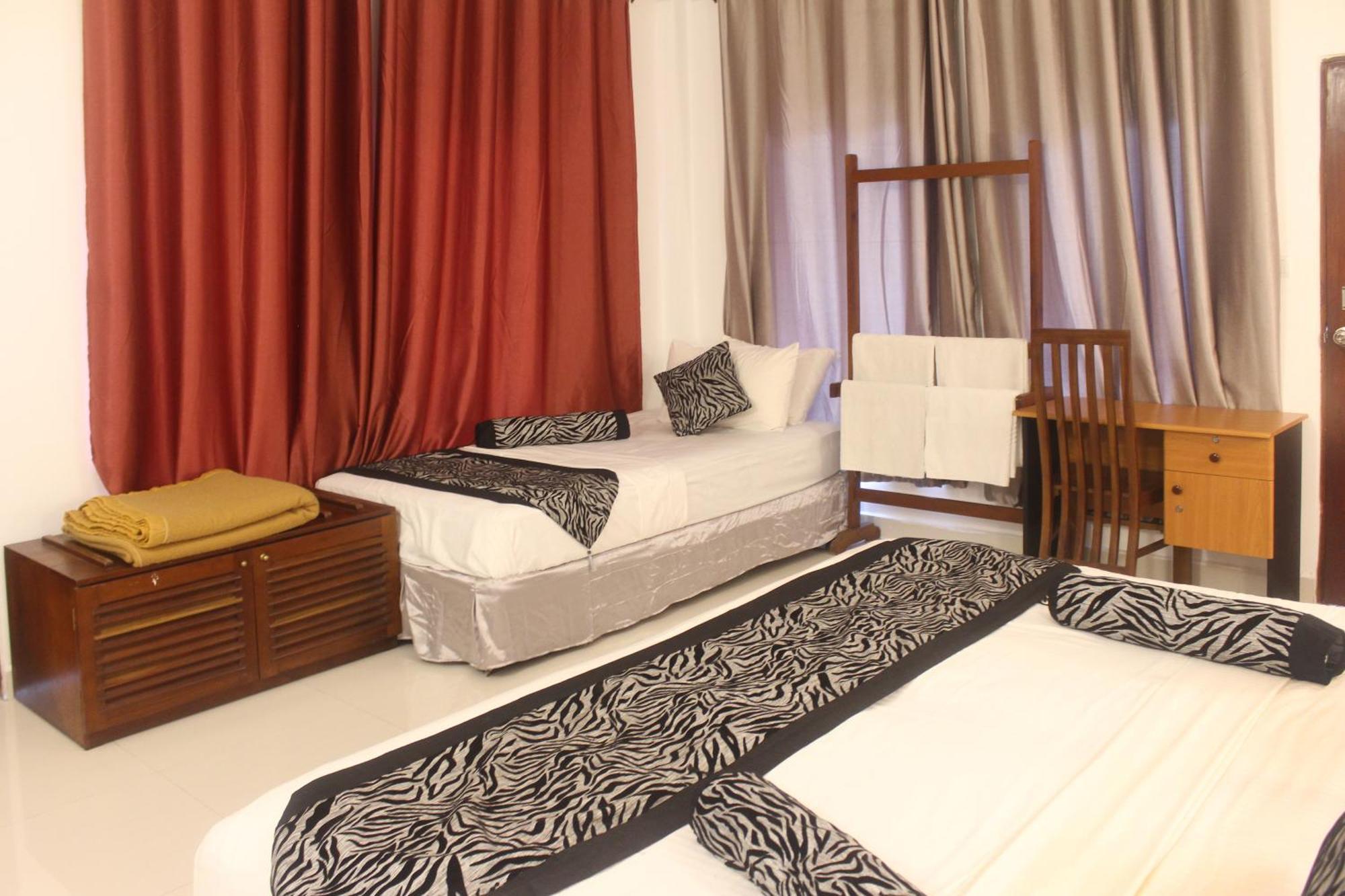 Hotel Sizzlers Hub 3*