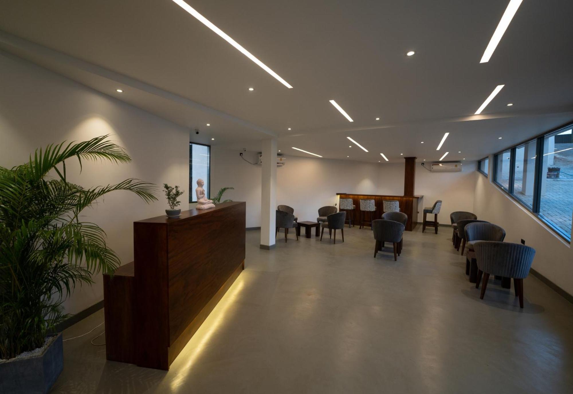 Hotel Iris *