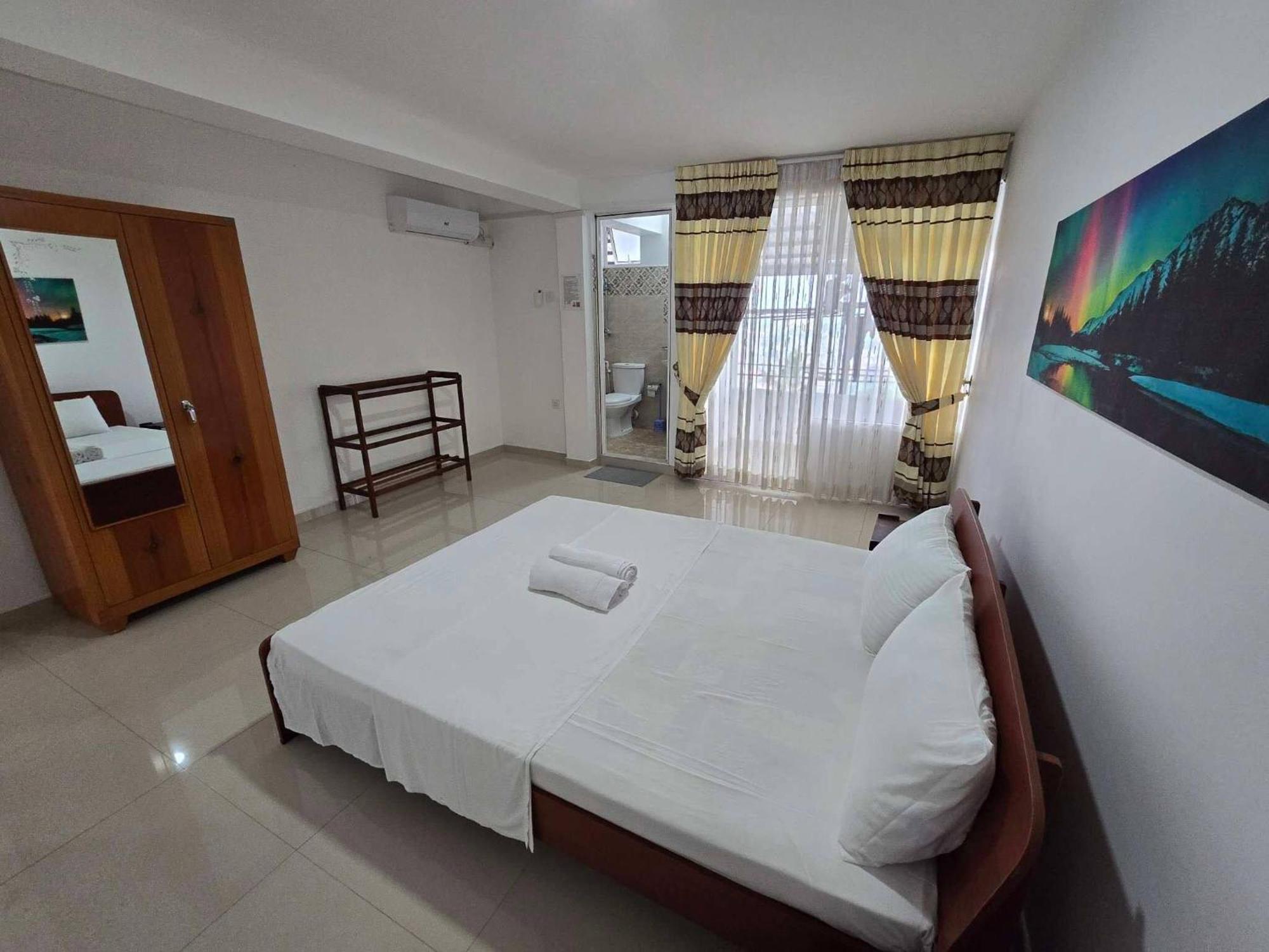 In Guest * Kandy