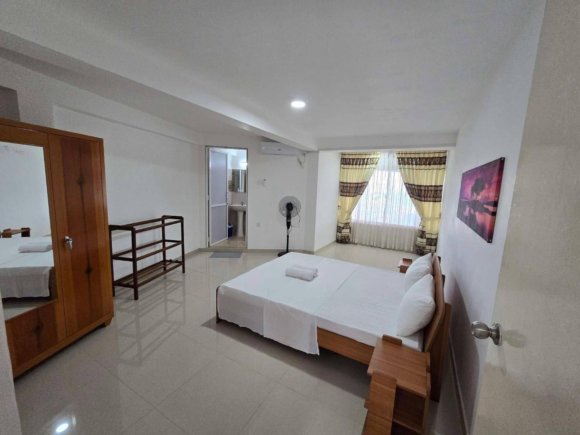 In Guest Guest house *