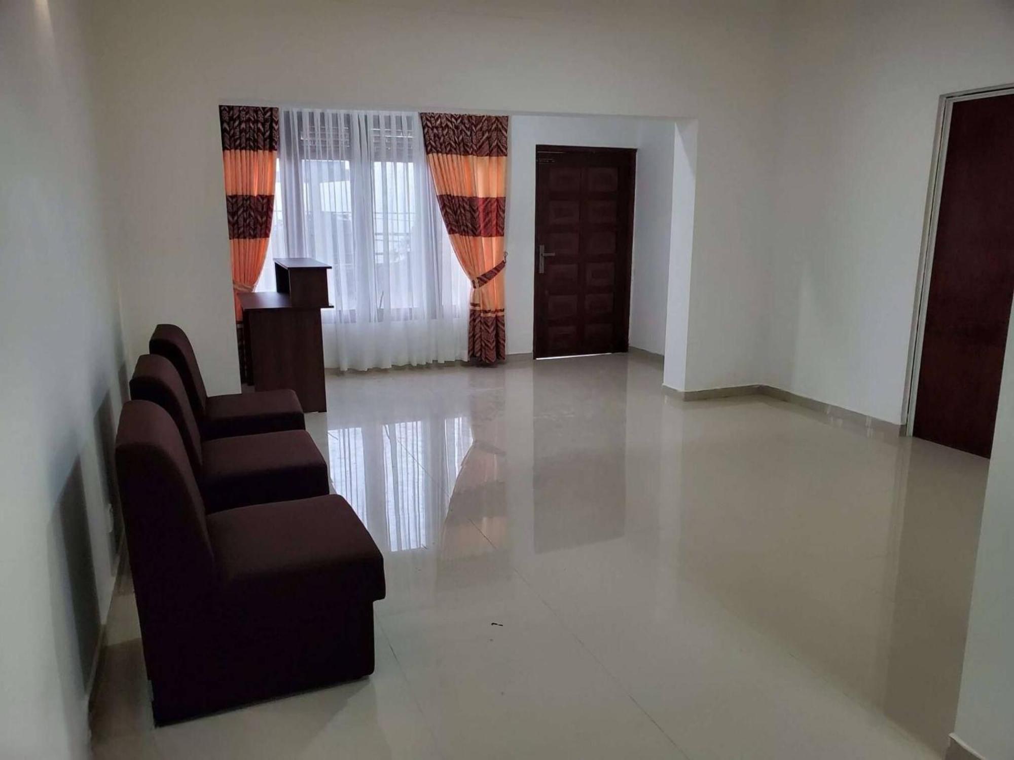 In Guest - Serene Getaway With Views Kandy
