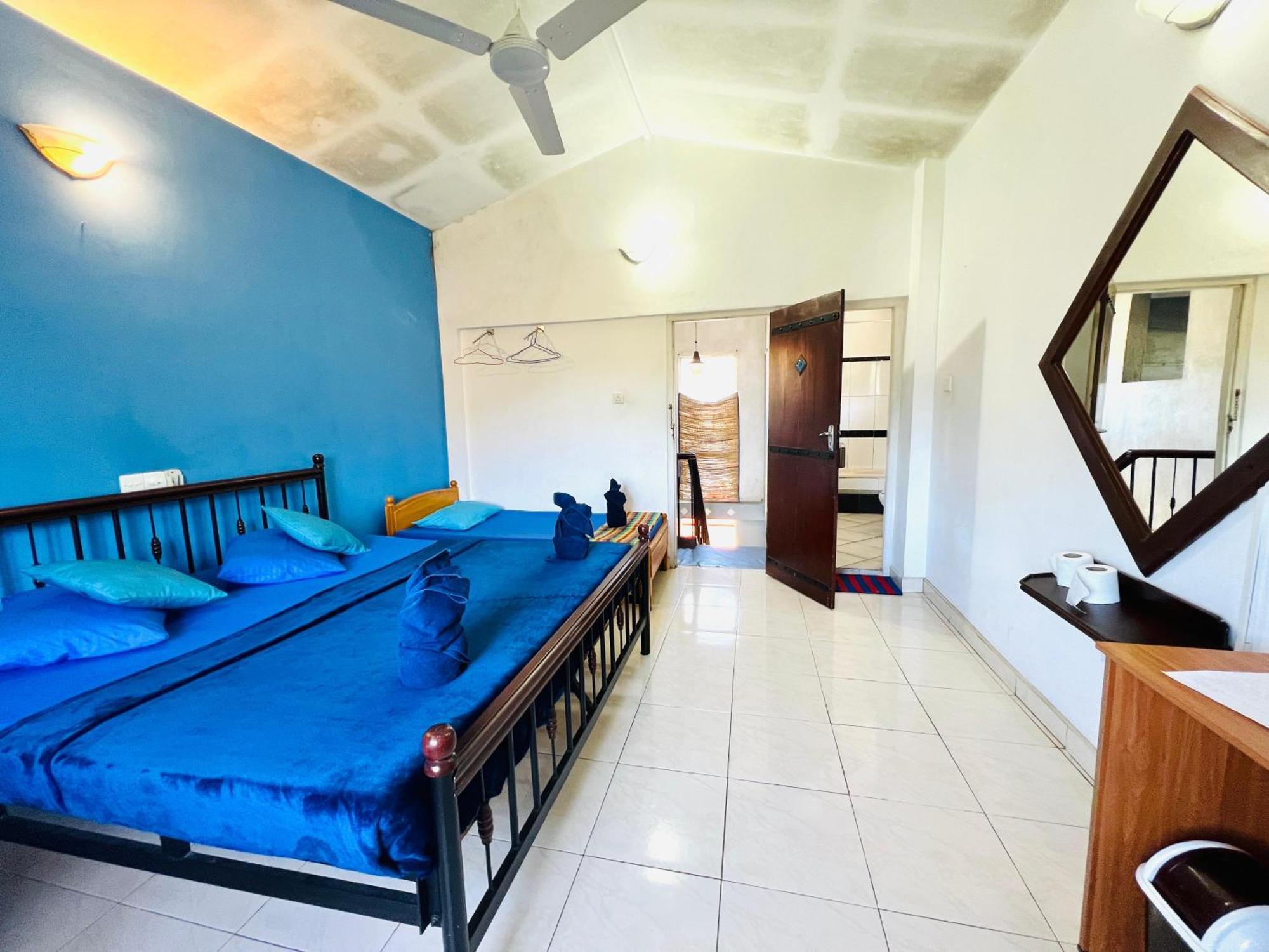 New Blue Mount View Hotel *