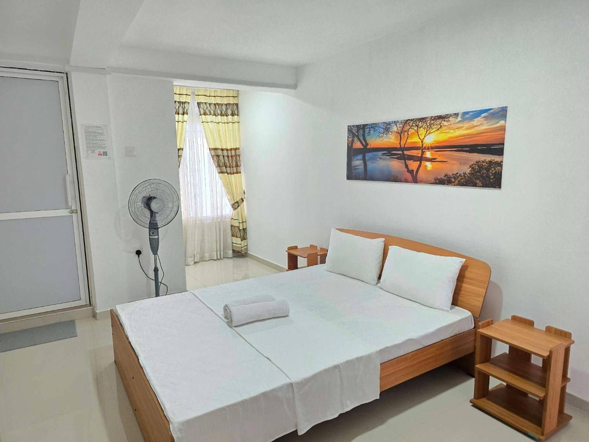 In Guest Guest house *