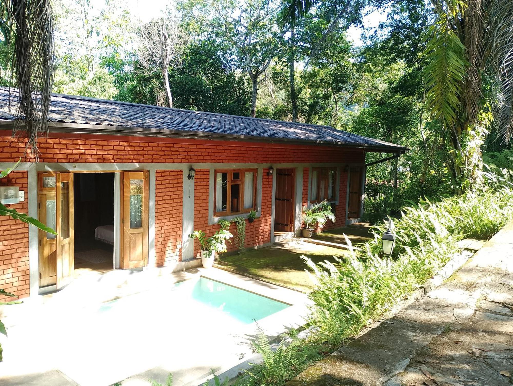 Homestay Tea Leaf Retreat