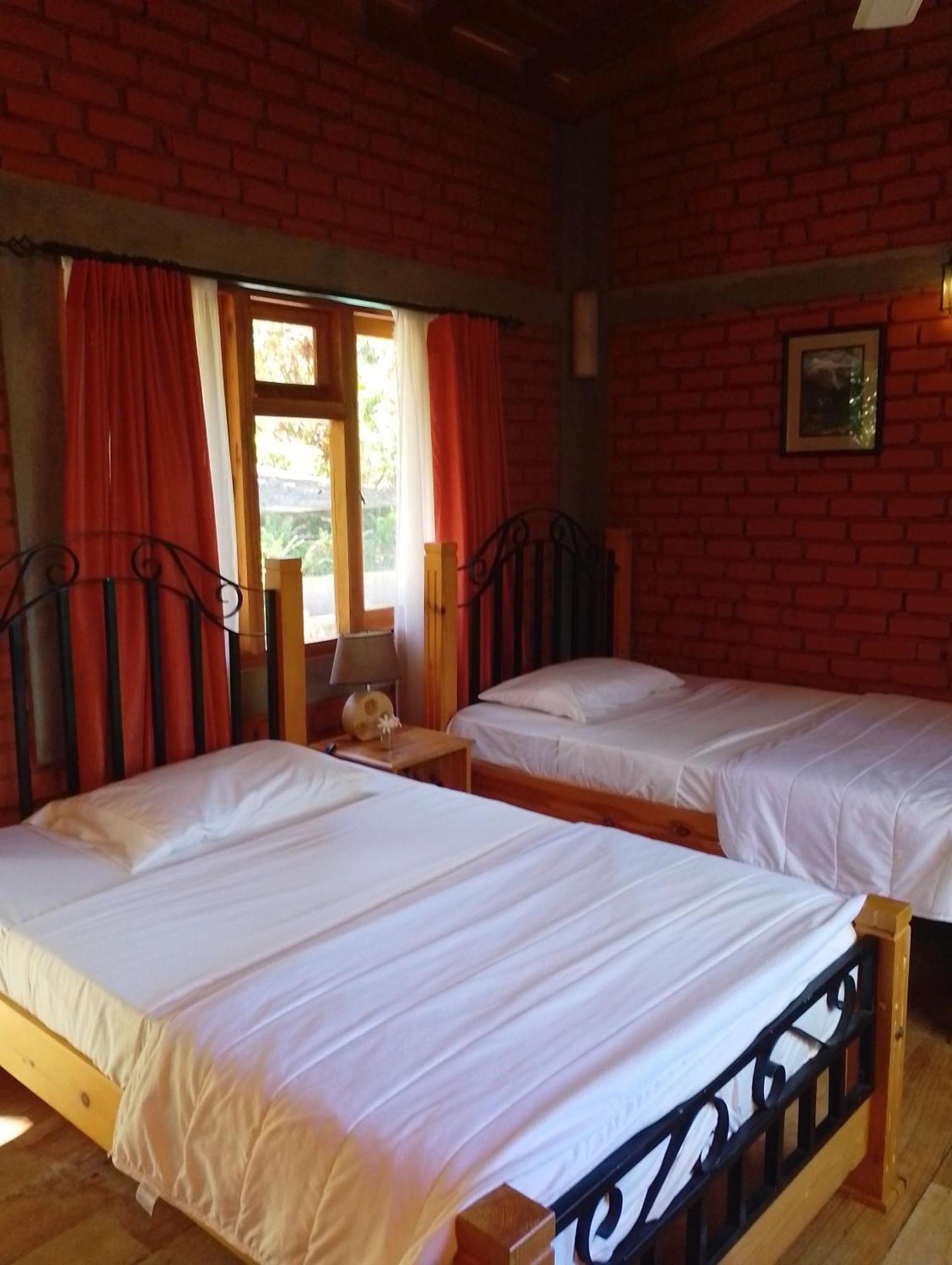 Homestay Tea Leaf Retreat *