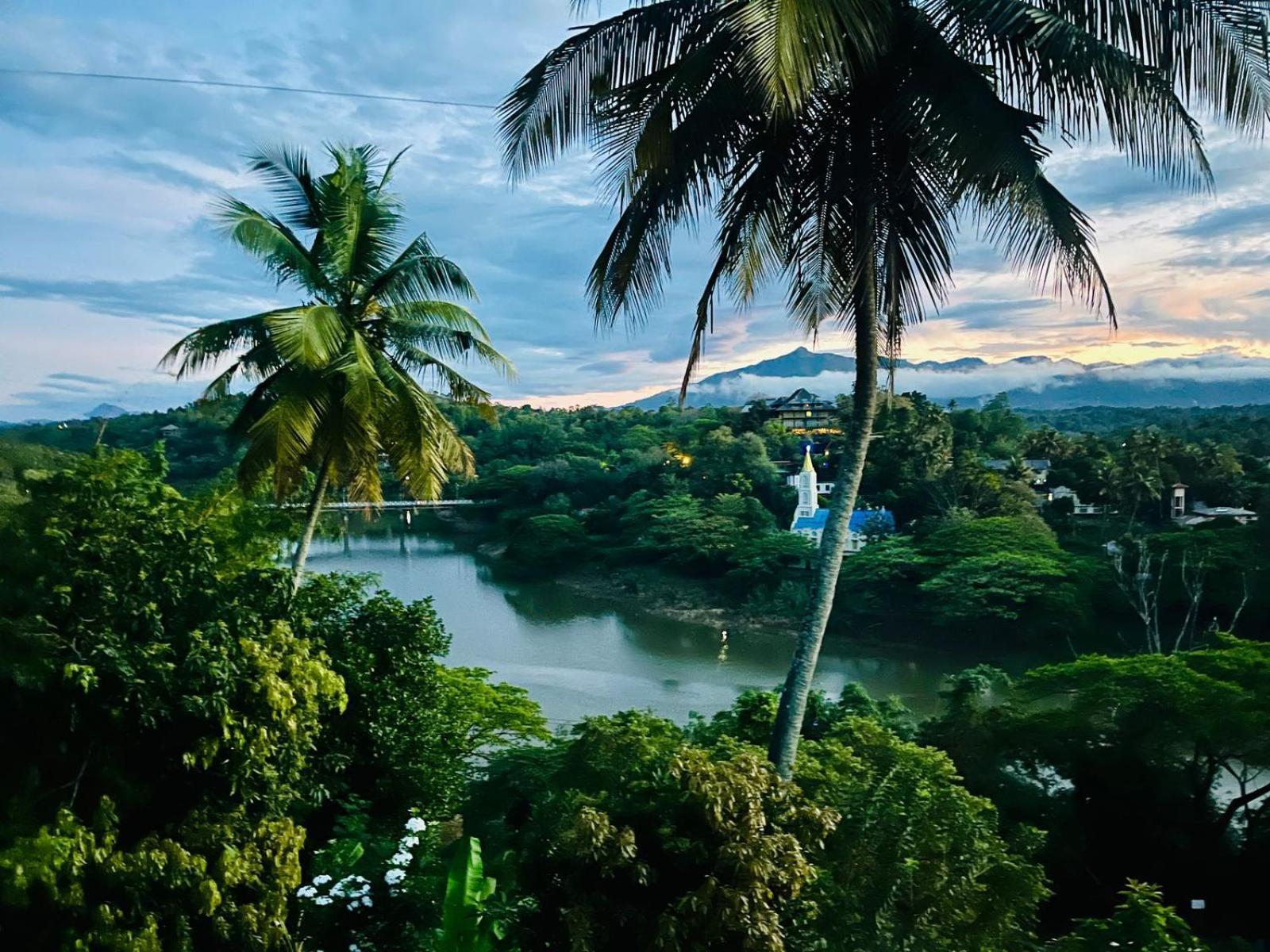 Lodge The Traveller Kandy