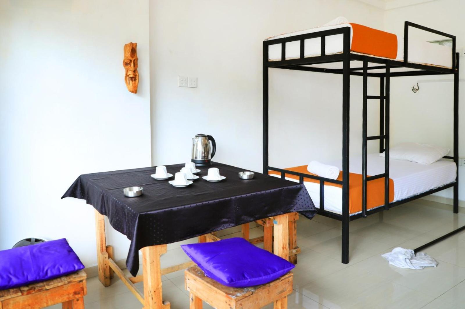 Hostel Avion