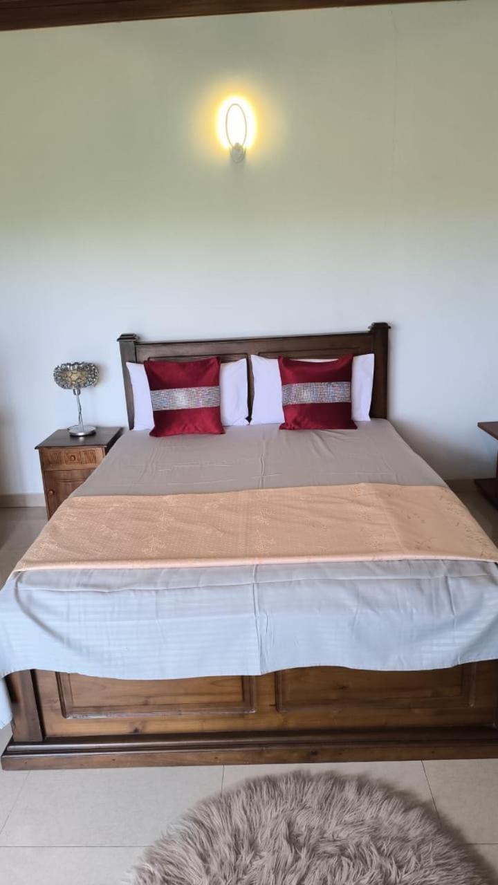 Breeze Villa