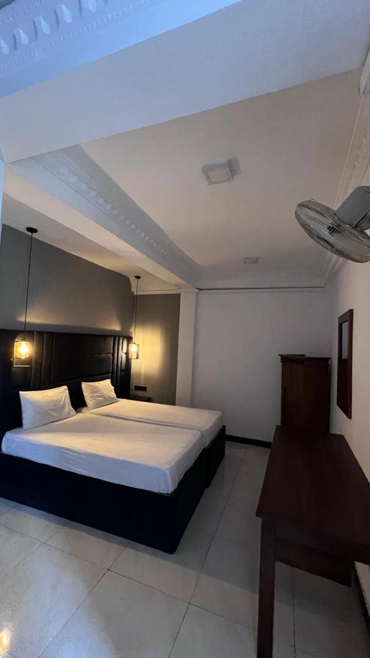 Hotel Urban Alley