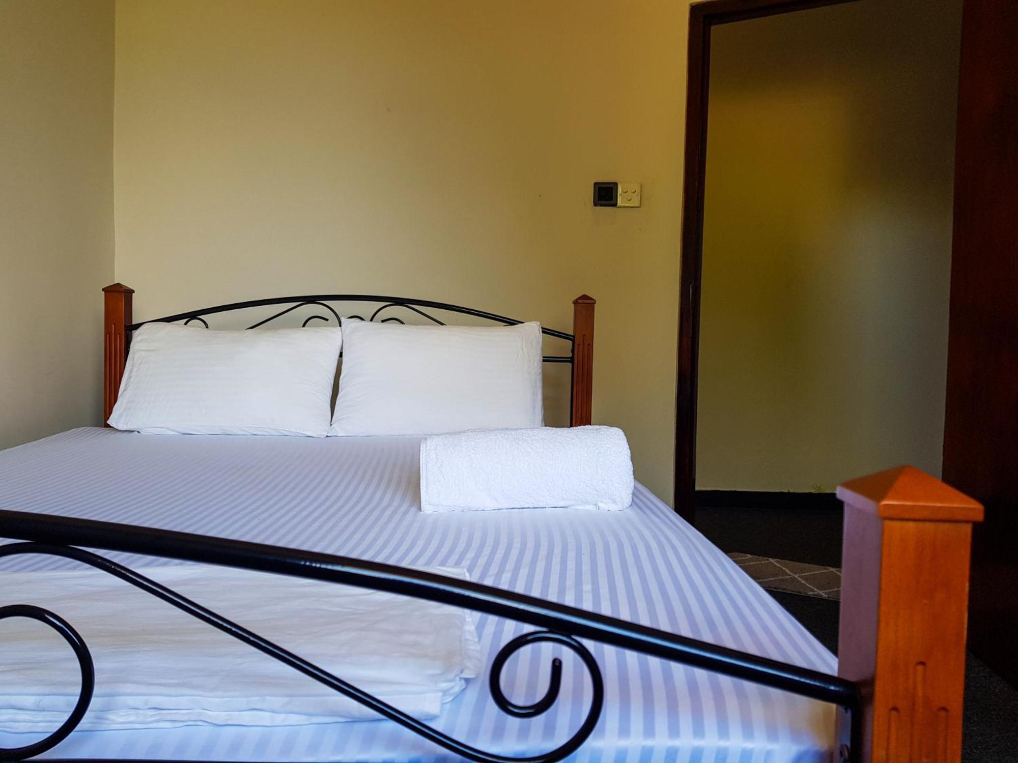 Lush Breeze Mount View Guest house *